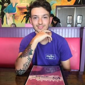 Meet your Posher, Devin